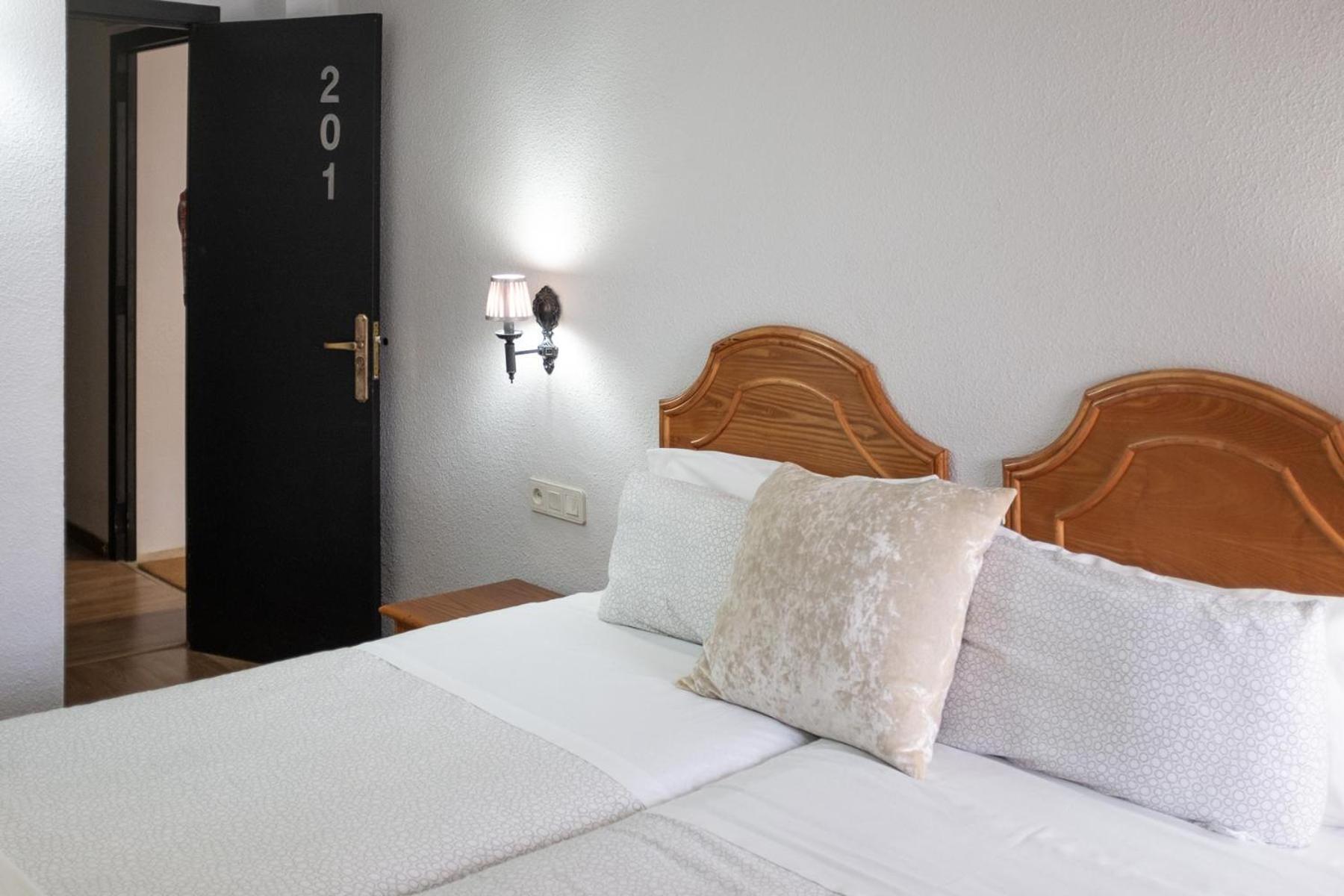 Hostal Victoria Altura エクステリア 写真
